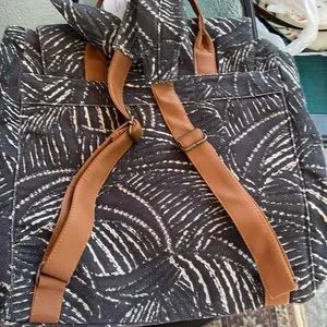 Lu & Elle. Jean, blue & white patterned, small backpack. NWT. Azure - Backpack - Moon Nude main image 4